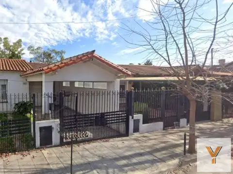 Depto Tipo Casa en Venta 40 años