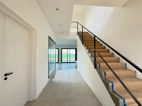 Casa en Venta en Puertos - Riberas, USD 470.000
