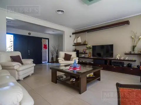 Casa a la venta en Barrancas de San José, Bancalari.