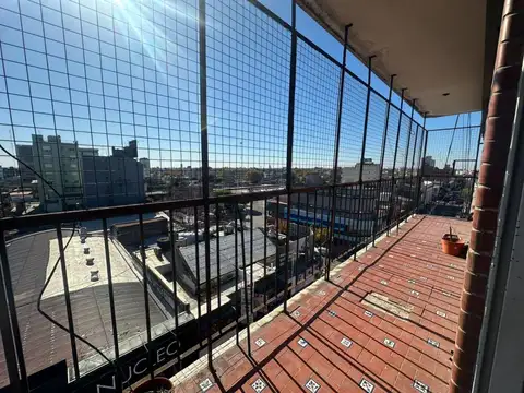 VENTA DEPARTAMENTO 4 AMBIENTES EN MORÓN CENTRO