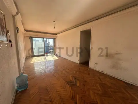 Avenida Rivadavia 18200, Piso 5