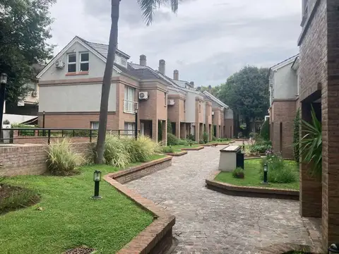 Triplex Altos de Adrogue