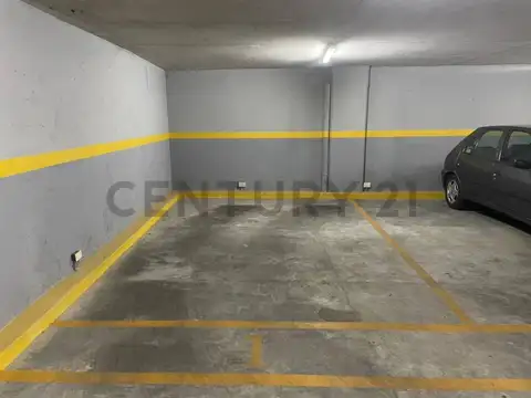 Roque Sáenz Peña 1500, Piso 0