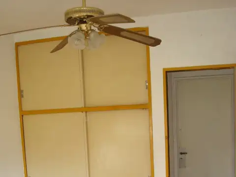 monoambiente en ventar, 64 1 y 2 . pequeño. 