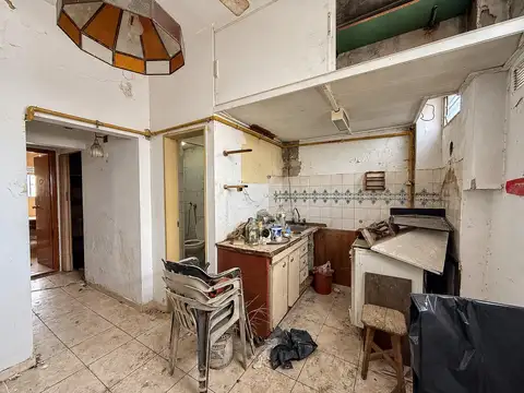 Depto Tipo Casa en Venta 50 años