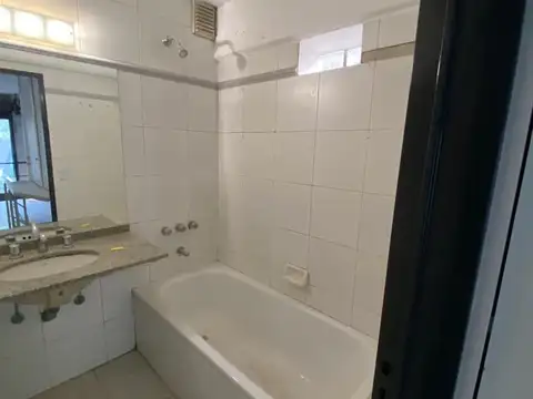 Oficina en Alquiler al Oeste