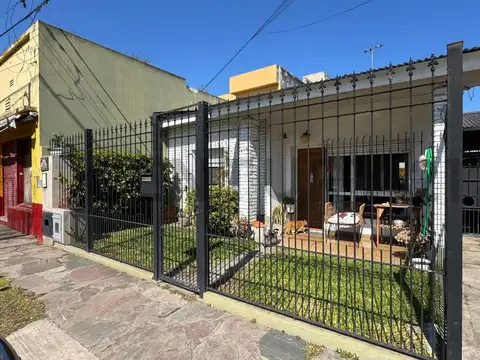 14b entre 471 y 472 400, Piso 0