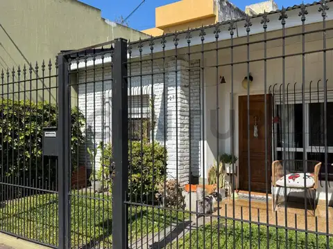 Casa en Alquiler en City Bell, Partido de La Plata