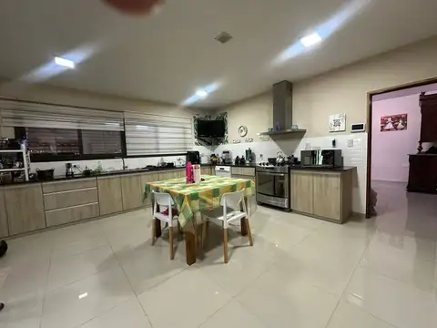 Casa en Venta de 5 dormitorios