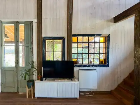 Casa en Venta con 2 cocheras