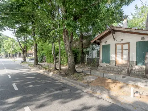 CASA DE 7 AMBIENTES EN VENTA EN TIGRE CENTRO