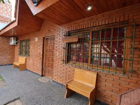 |Venta| Casa 3 ambientes |sobre Lote Propio 167 m2| Patio -Cochera y Jardín |en Villa Ballester...
