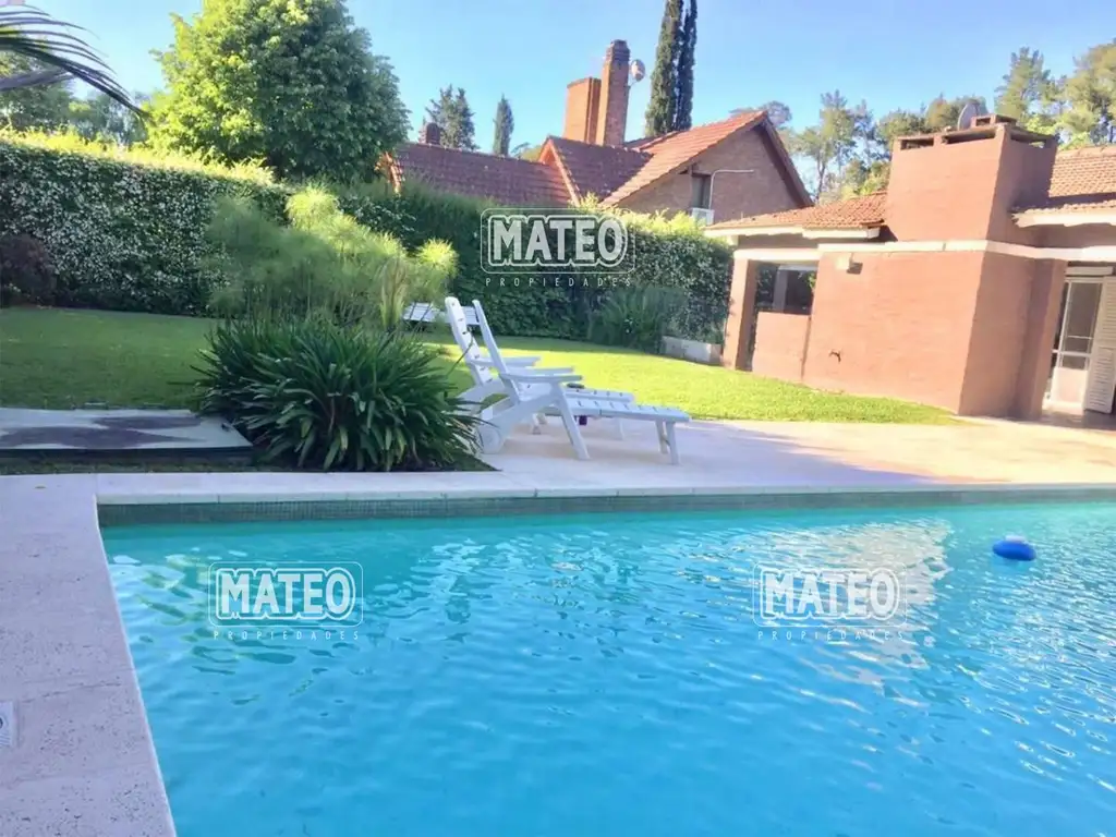 Casa en Country Club Banco Provincia de 3 dormitorios