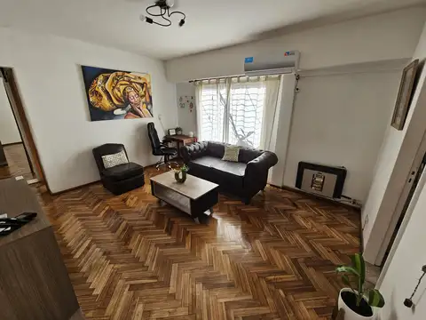 Departamento con gran terraza privada – listo para mudarse
