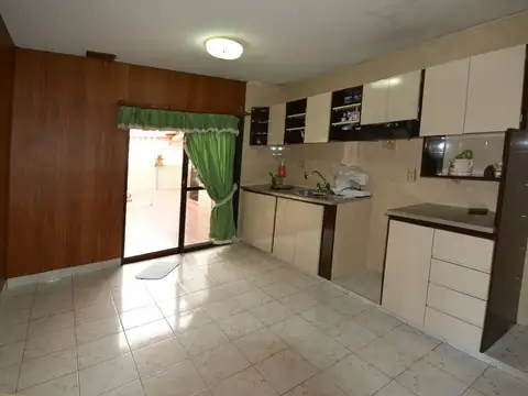 Local en Venta 42 años