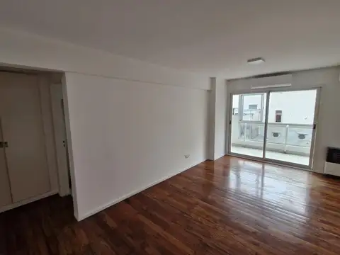 Departamento en Alquiler en Beccar, $ 700.000