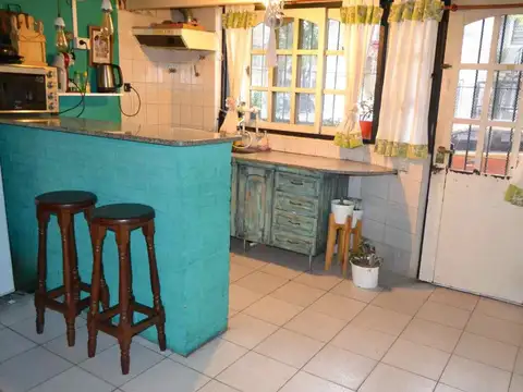 Depto Tipo Casa 2 ambientes con 1 baño