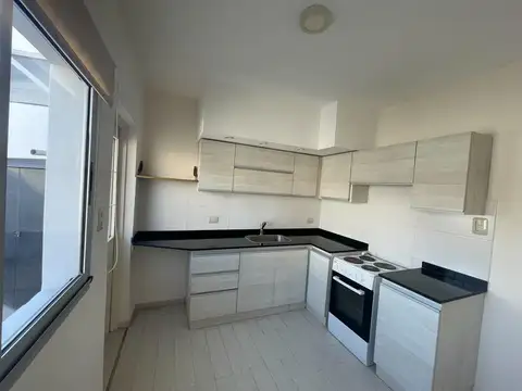 Depto Tipo Casa 2 ambientes con 1 baño