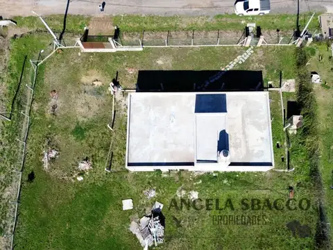 Casa a terminar en Parada Robles.