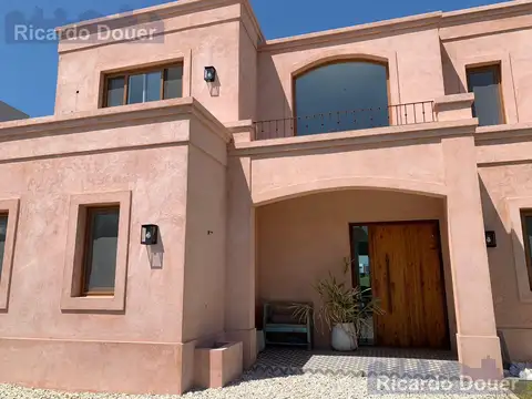 Alquiler de verano – casa con pileta y vista al golf – el cantón