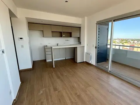 Departamento 2 ambientes con quincho, hidromasaje y parrilla en San Martin centro