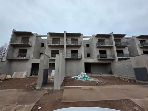 Venta de departamento B° privado Guaymallén- 3 amb