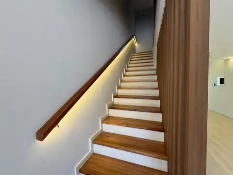 Casa en Venta en Olivos, USD 375.000