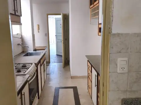 Av General Paz 100, Piso 4