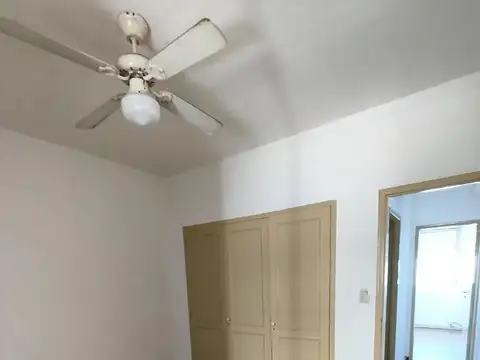 Av General Paz 100, Piso 4