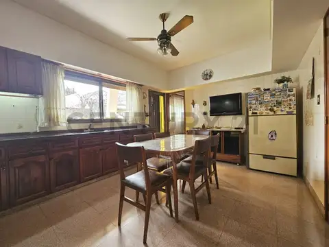 Venta casa 5 ambientes Villa Luzuriaga
