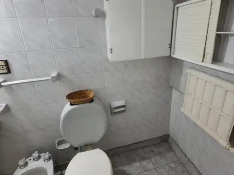 Hipolito Yrigoyen 1700, Piso 3