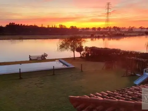 Aristóbulo del Valle al 5100