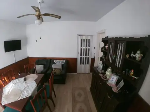 Casa 3 ambientes con 2 baños