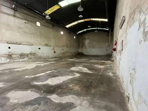 VENTA DEPOSITO PH EN BARRACAS 