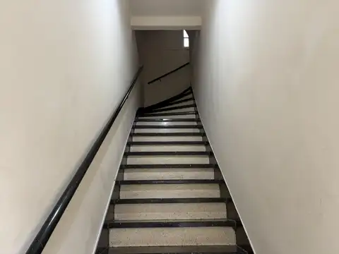 Depto Tipo Casa en Alquiler de 3 ambientes