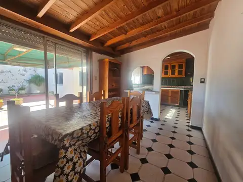 Venta en Block: Dos Locales y Casa en Planta Alta – Barrio Bernardino Rivadavia – Mar del Plata