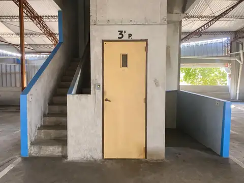 VENTA / General Bernardo OHiggins 2100 / Cochera / Zona Lanus Este