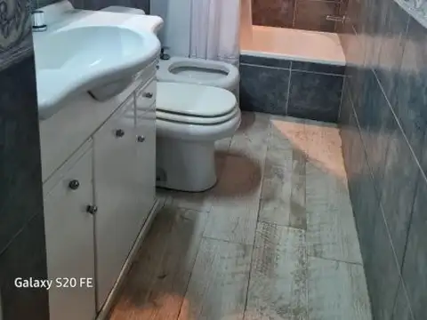 Ecuador y Santa Fe , Piso 0