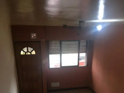 Casa en Alquiler en Moron Sur, $ 500.000