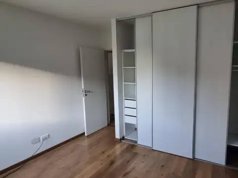 Departamento en Venta en Fisherton, USD 85.000