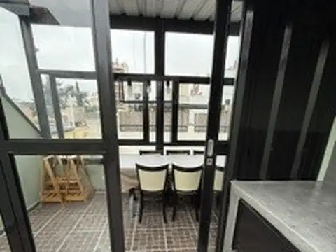 Depto Tipo Casa en Alquiler de 2 ambientes