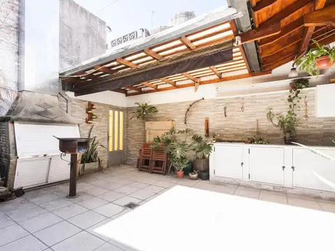 Depto Tipo Casa en Venta al Este