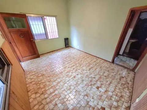 Depto Tipo Casa 3 ambientes con 1 baño