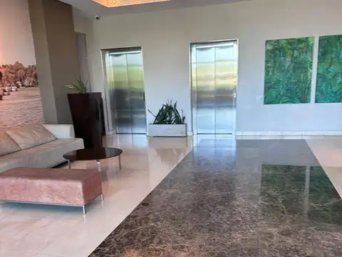 Avenida de los Lagos 7000