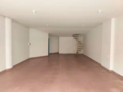 Local en Alquiler en Centro, $ 500.000