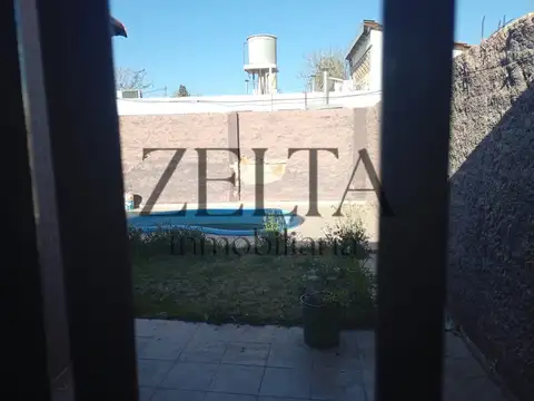 Casa en Venta con 1 cochera