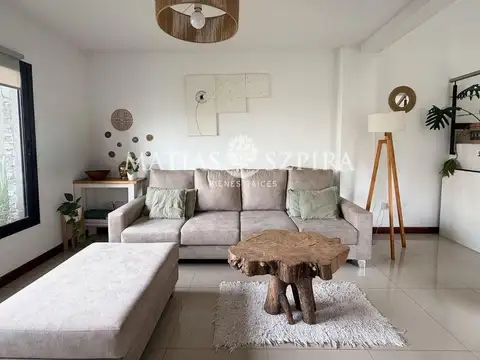 Casa en Alquiler de 3 dormitorios