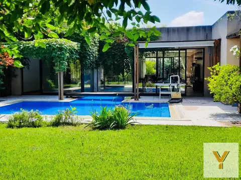 Casa en venta - 2 Dormitorios 3 Baños - Cochera - 1000Mts2 - Cañuelas
