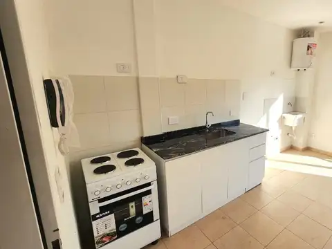 LA CAUTIVA 6600