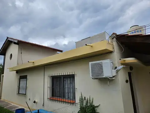 Francisco Lauria 300